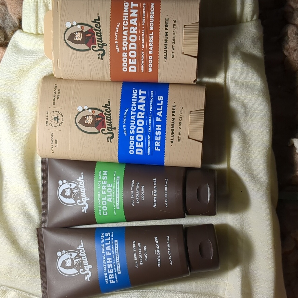 DR SQUATCH (2) Deodorant & (2) Men's Natural Face Wash